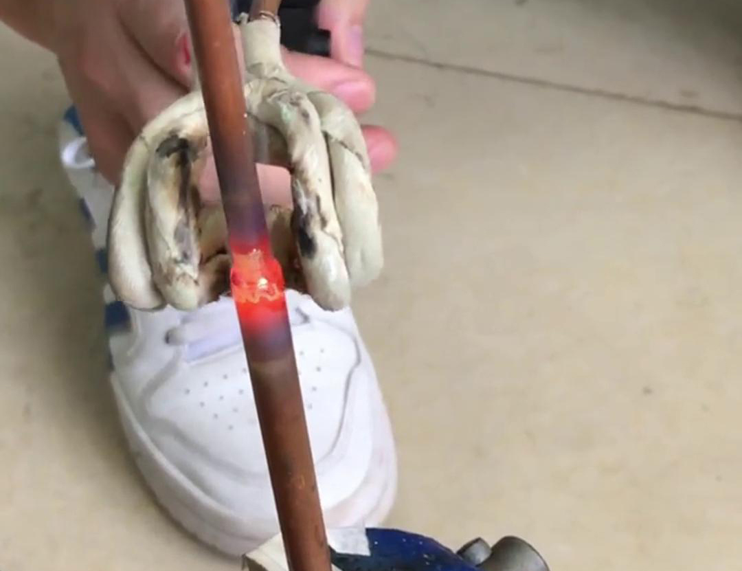 手持式高频焊接设备，4-16铜管焊接，2秒焊接完成，代替火焰焊接，安全省时省人工